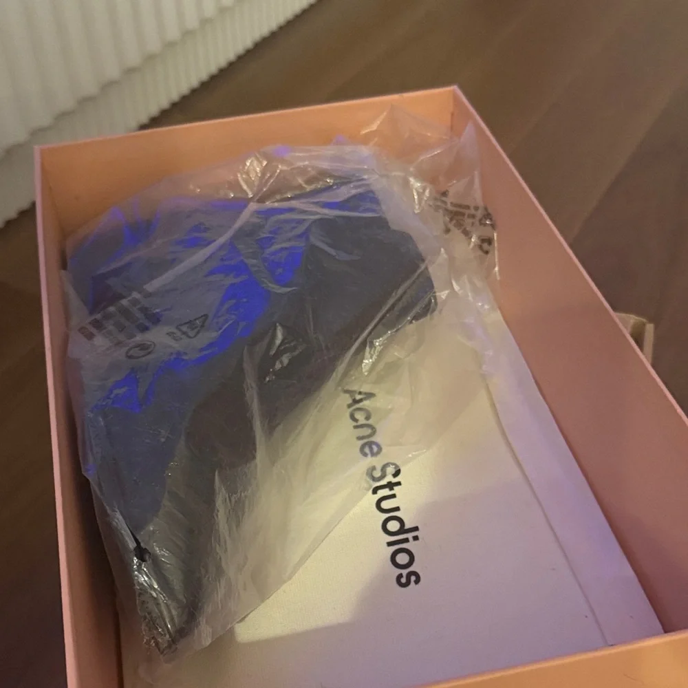 Authentic Acne Studios Black Leather Ankle Boots - Picture 5 of 7